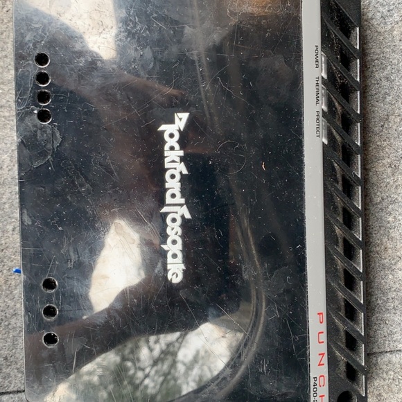 10&12 inch sub woofers w/ box, and a 400 watt Amp - Picture 5 of 6